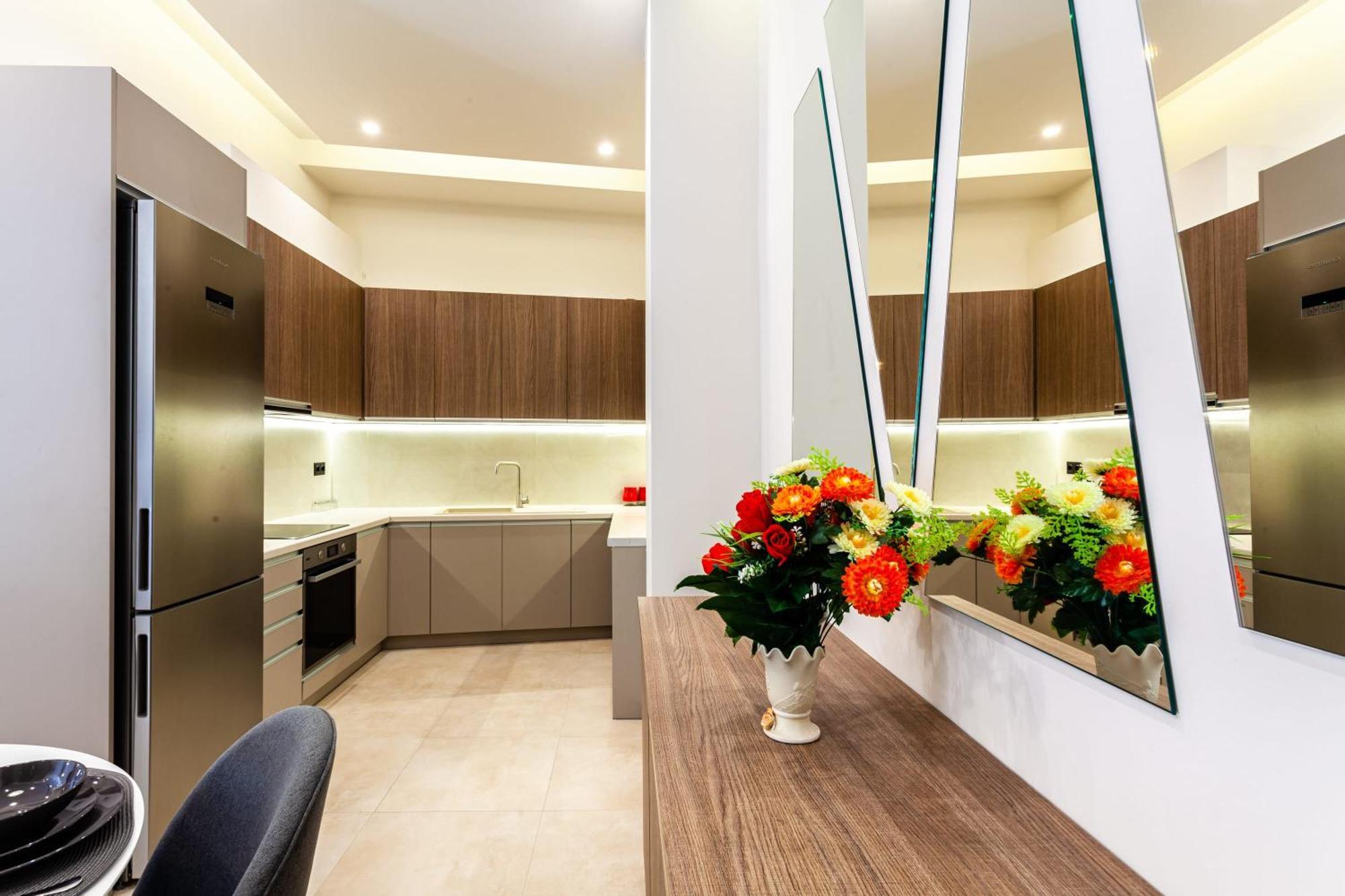 Kalamata Cosy Haven Hidden Gem In The City Center Exterior photo